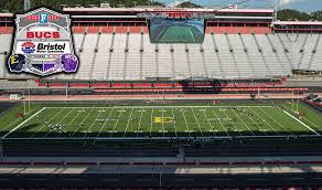 Etsubucs Com Football Holds Practice At Bristol Motor