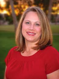 Kresta Davis, Real Estate Agent