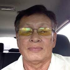 What notable people graduated from San Antonio high schools?