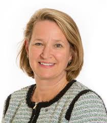 Kelly Lyles's Instagram, Twitter & Facebook