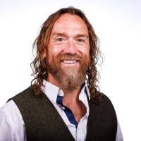 Darin Lynch's Instagram, Twitter & Facebook