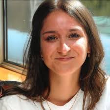 Julia Holzer (@jul_holzer)