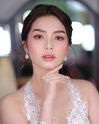 Ellen Drilon Makeup Group...