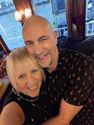 Sue Fowle Wishing all at solar radio and the solar radio listeners a very  happy healthy and wealthy new year , see you