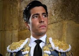 Gerardo Adame, oreja; Juan Luis Silis, herido