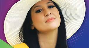 Anda dapat membaca lirik lagu populer dan terlengkap lainnya disini. Lirik Lagu Bukan Kau Yang Pertama Meriam Bellina Albumbaru Com