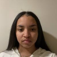 Anya Diaz's Instagram, Twitter & Facebook