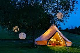 A sibley tent (bell tent) had a circular floor plan some 10 ft to 15 ft across, a single central pole some 10 ft high, and walls about 3 ft high. Lloyds Meadow Glamping Luxury Bell Tent Glamping Near Delamere Updated 2021 Tripadvisor Mouldsworth Vacation Rental