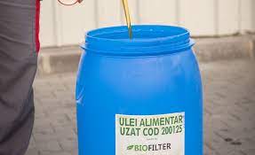 Programul național de colectare al auchan românia se adresează tuturor consumatorilor casnici care, potrivit unui studiu realizat de agenția națională pentru protecția mediului, sunt cei mai mari generatori de ulei alimentar uzat. Auchan Colecteaza Ulei Alimentar Uzat In Toate Hipermaketurile Sale Stiri Zilnice Despre Responsabilitate Sociala Corporativa