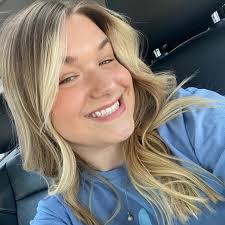 Hailey Stephens's Instagram, Twitter & Facebook