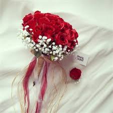 Kirmizi Gul Gelin Buketi Floral Wreath Floral Wreaths
