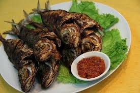 Jika anda menggunakan oven metrik atur pada suhu 205 derajat celsius. Resep Dan Cara Membuat Ikan Kembung Panggang Oven Yang Mudah Enak Dan Gurih Selerasa Com