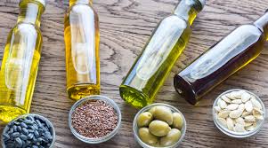 6 Facons D Utiliser Les Huiles Vegetales Sur Vos Cheveux Beaute Test