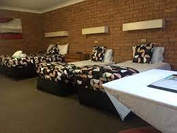 Located 125 km west of brisbane, the city hosts a population of over 120 000 people. James Street Motor Inn Toowoomba Updated 2021 Prices