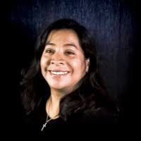 Lenore Lee's Instagram, Twitter & Facebook