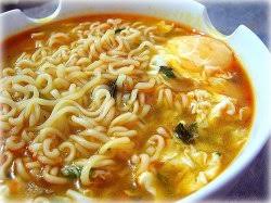 Padahal, anda hanya perlu menyingkirkan bagian kuningnya mengingat kalori putih telur sangat rendah sehingga tidak akan. Makan Mie Instan Bisa Bikin Gemuk Ini Penjelasannya Tribun Solo