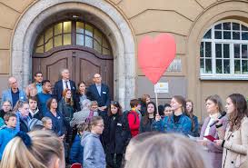Einblicke in den unterricht am goethe gymnasium. Friedrich Schiller Gymnasium Ludwigsburg Ist Weltethos Schule