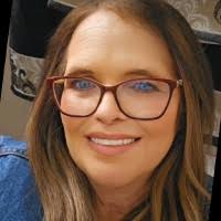 300+ "Dee Dee" profiles