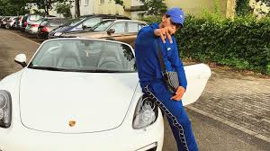 Maybe you would like to learn more about one of these? Der 16 Jahrige Rapper Casar Ergattert Major Deal Hiphop De