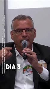 Ivone Becker's Instagram, Twitter & Facebook