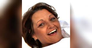 Leslie Parish Strunk Obituary