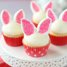 30 Creations A Faire Avec Les Enfants Pour Paques Avec Images Gateau De Paques Cupcakes De Paques Cupcakes