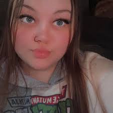 Does anyone know of a vet that would do payments? I don't need negative  comments. Right now is hard with health decline and having cancer. My dog  jumped and somehow hurt her