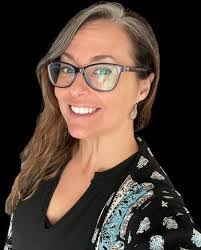 Heather Kohls's Instagram, Twitter & Facebook