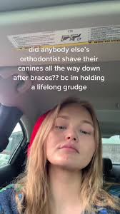 Hayleigh (@flatfangs)'s videos with queen of disaster with sparkles