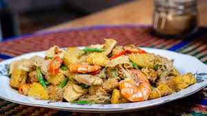 Kalau rasanya sama, saya akan pilih kisar. Sambal Goreng Jawa Sedap Meratah Habis Sepinggan Youtube