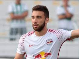 Latest on red bull bragantino defender leonardo rech ortiz including news, stats, videos, highlights and more on espn. Santos Na Mira Leo Ortiz Renova Com Red Bull Inter Libera E Mantem Percentual