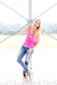 Jean smart, giuliana santini marjorie thomas (jean smart,l) versucht mit aller kraft, der. Anna Kraft Ruppografie