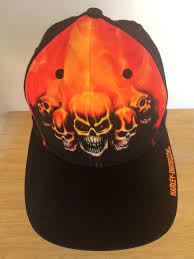Harley Davidson Fitted Baseball Cap 39thirty Medium Large Black Flaming Skulls Harleydavidson Baseballcap Baseball Cap Fitted Baseball Caps Skull Clothing