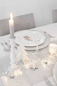 25 Neutral Christmas Decor Ideas Inspiration Christmas Table Settings Christmas Table Decorations White Christmas Decor