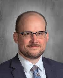 Beth Santoro's Instagram, Twitter & Facebook