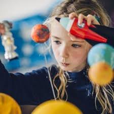 También podrás disfrutarlos en tus dispositivos móviles favoritos. Los Beneficios De Que Los Ninos Hablen Solos Mientras Juegan Ninos Ninos Y Padres Aprendizaje