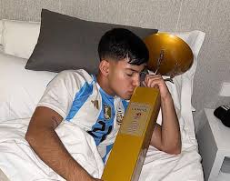 Hermosa mañana, ¿verdad?”: el misionero Facundo Jainikoski gritó campeón en el tradicional Torneo COTIF L'Alcúdia en España - Radio Libertad