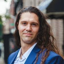 Patrick Czerwinski's Instagram, Twitter & Facebook