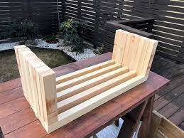 角材1種類で作るコンパクトなスノコベンチシートの作り方をご紹介 diyレシピ情報サイト tsukuroもっと diy design studio ベンチ diy 作り方 ベンチ diy ガーデンベンチ diy