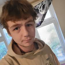 Can anyone explain why my queue goes from like 80 down to 0 then just  before it chucks me in a server it puts me into an even bigger queue of  20000 people