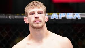 Arnold Allen's Losses: How Many Times Has the UFC Star Been Defeated in  MMA?