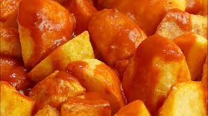 Patatas bravas as they should be: Patatas Bravas Caseras Receta Con Su Salsa Youtube