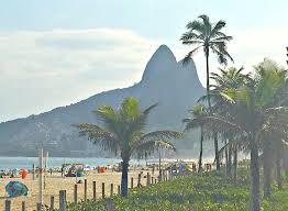 Attach a kite to your board, they say.it'll be fun, they say. Rio De Janeiro Pico Da Tijuca Hike