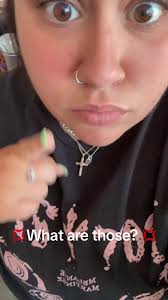 Angelina (@angelinarose885)