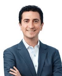 Justin Gresham's Instagram, Twitter & Facebook