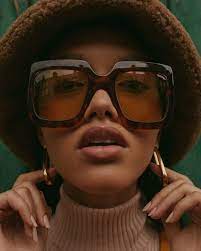Bgf Vintage Fly Your Faves Could Never Black Women Rocked In Every Era Tag Source Blackgirlf Glasses Fashion Sunglasses Sunglasses Photography