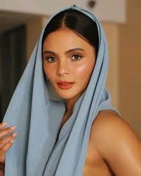 Happy 41st Birthday to Lady Leos