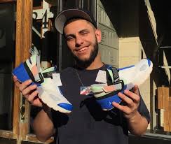 The label's current acts include scott, sheck wes, don toliver, luxury tax, wondagurl, and scott's dj. Travis Scott Nike Roshe High Olive Green Women Sandals Cactus Jack Gov