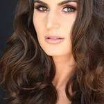 Caroline Yodice's Instagram, Twitter & Facebook