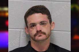 Luke Waldrop's Instagram, Twitter & Facebook